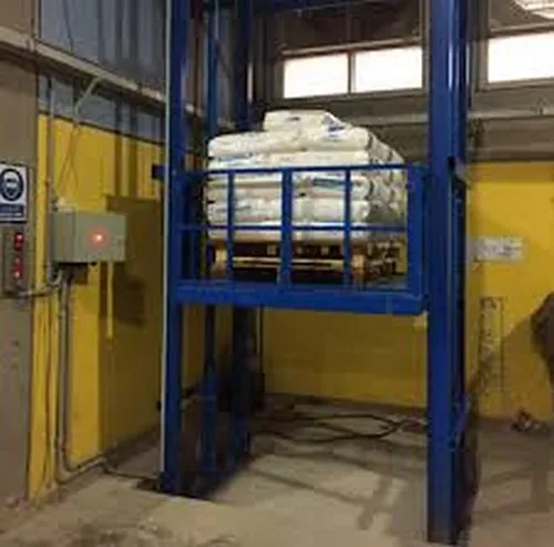 Elevador de carga 1500 kg