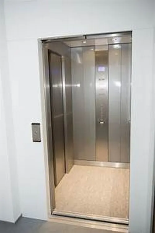 Retrofit de elevadores